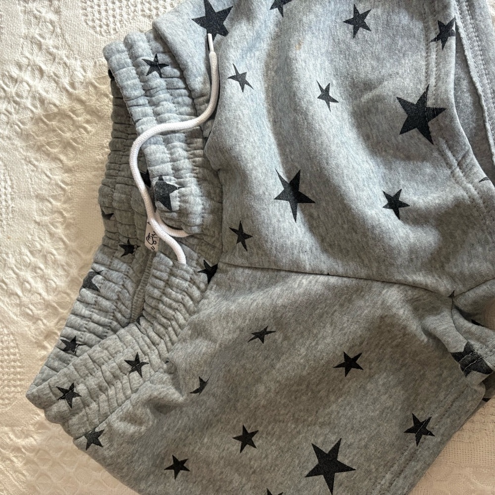 Gray Star-Patterned Sweat Shorts